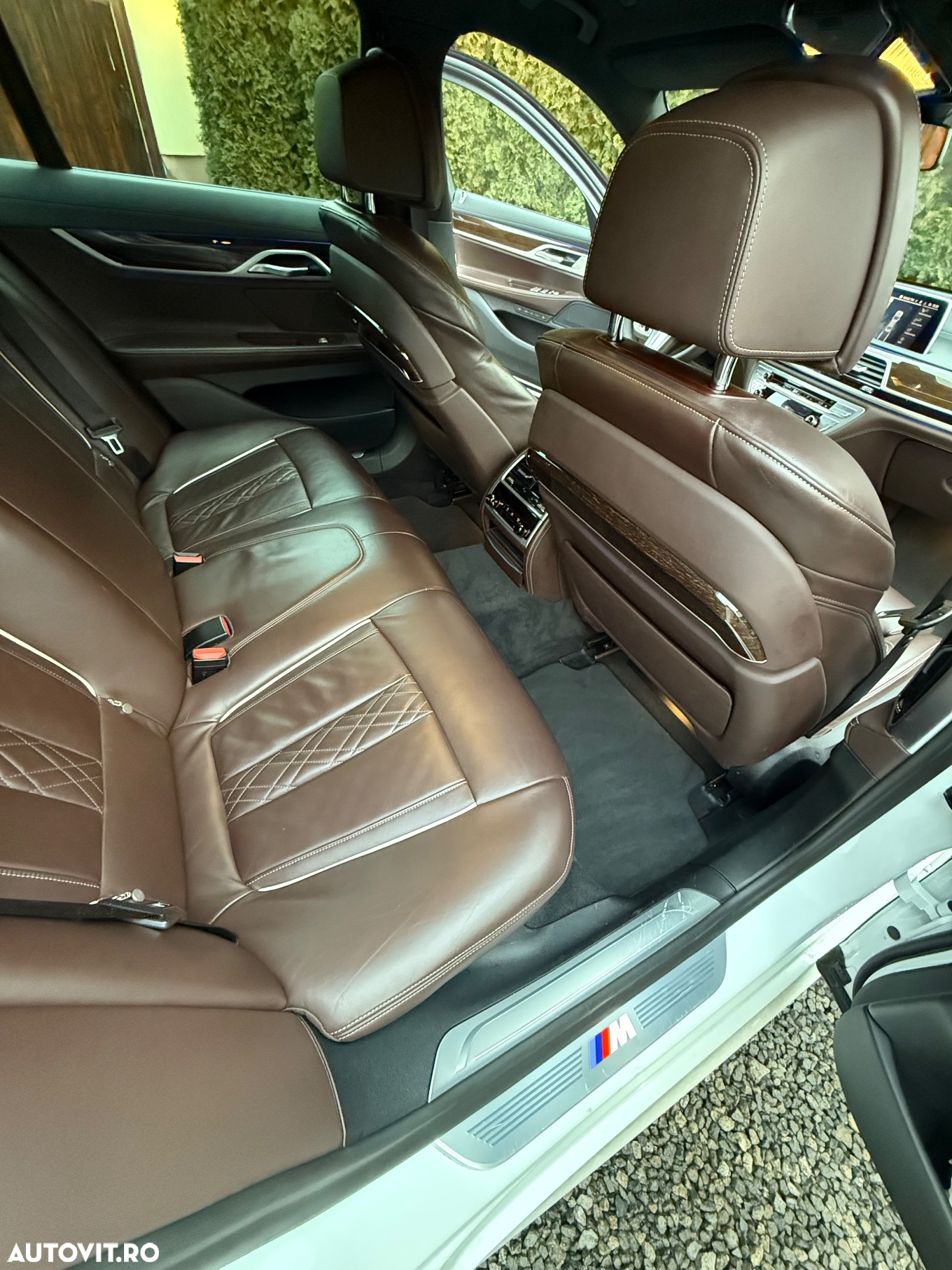BMW Seria 7 740d xDrive - 27