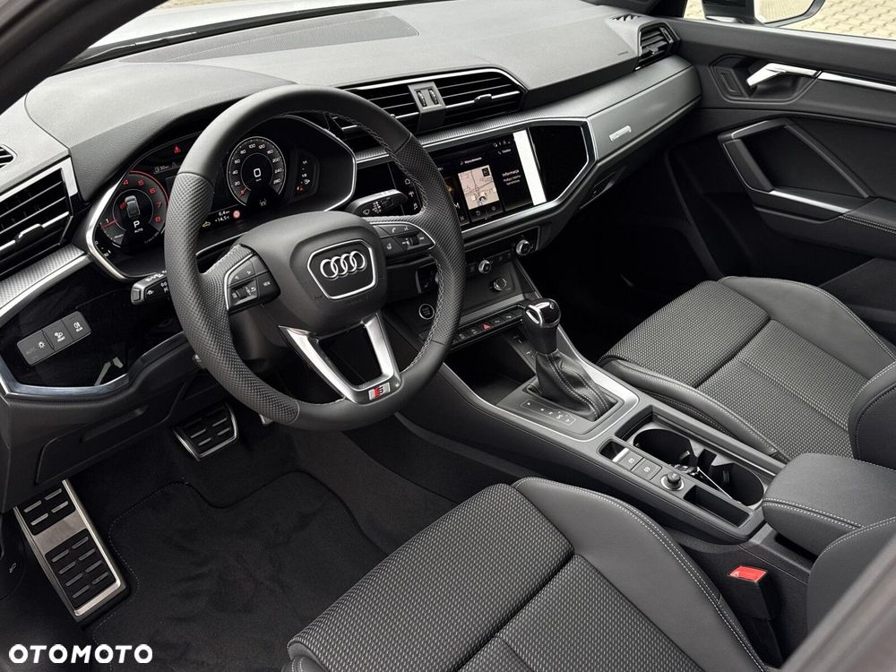 Audi Q3 Sportback - 10