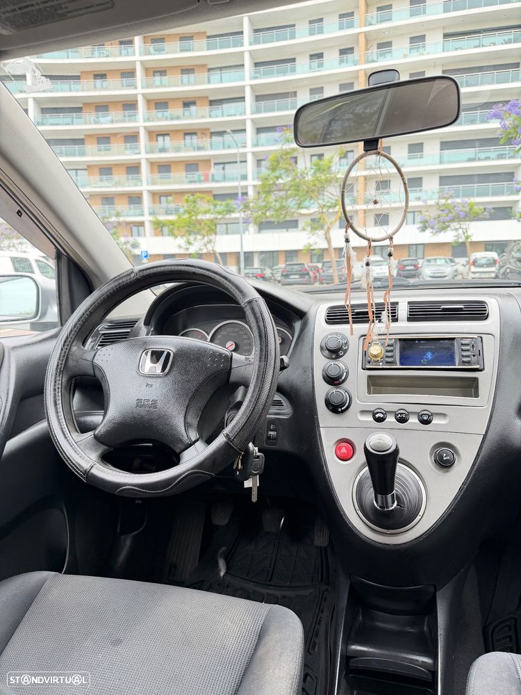 Honda Civic 1.4 LS - 3