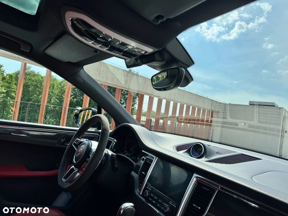 Porsche Macan - 23