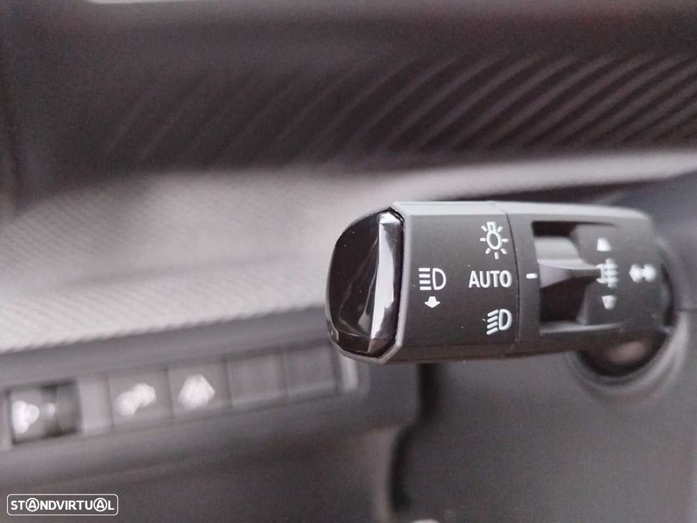 Citroën C3 1.2 Hybrid Plus e-DSC6 - 13