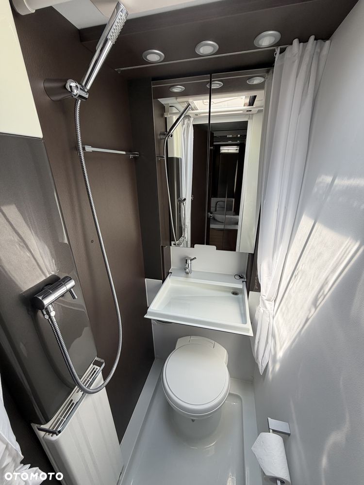 Adria Alpina 763 UK - 17