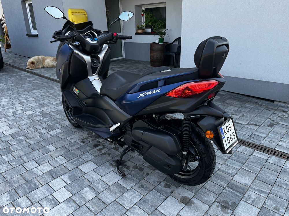 Yamaha X-max - 10