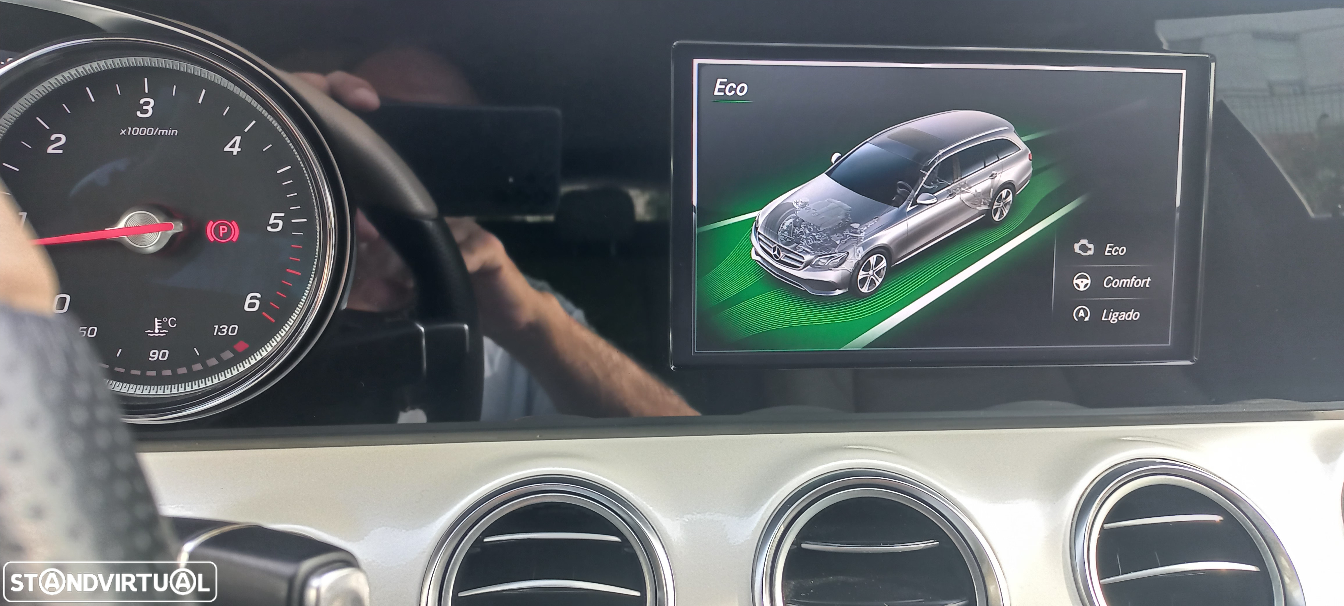 Mercedes-Benz E 200 d AMG Line - 45