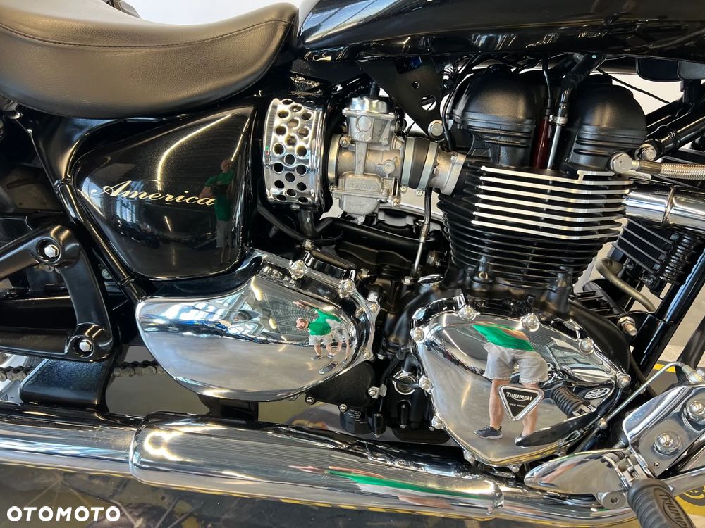 Triumph America - 27