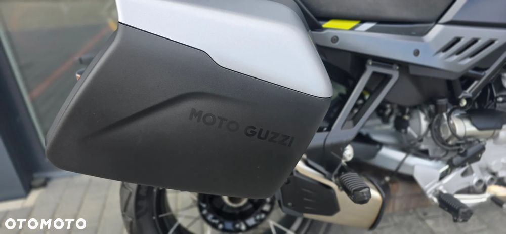 Moto Guzzi Stelvio - 19