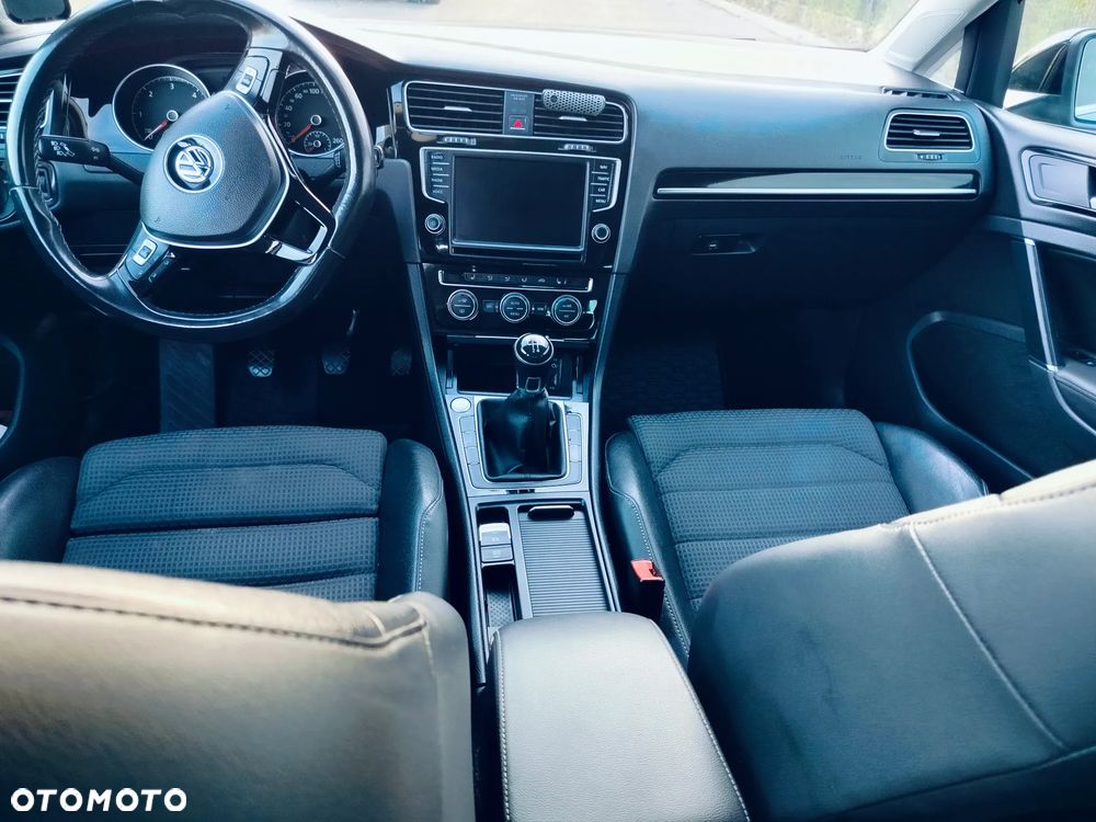 Volkswagen Golf 1.6 TDI BMT Highline - 19