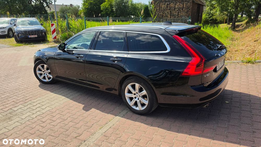 Volvo V90 D4 Geartronic Momentum - 26