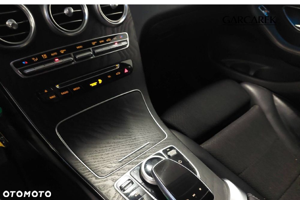 Mercedes-Benz GLC 220 d 4-Matic - 26