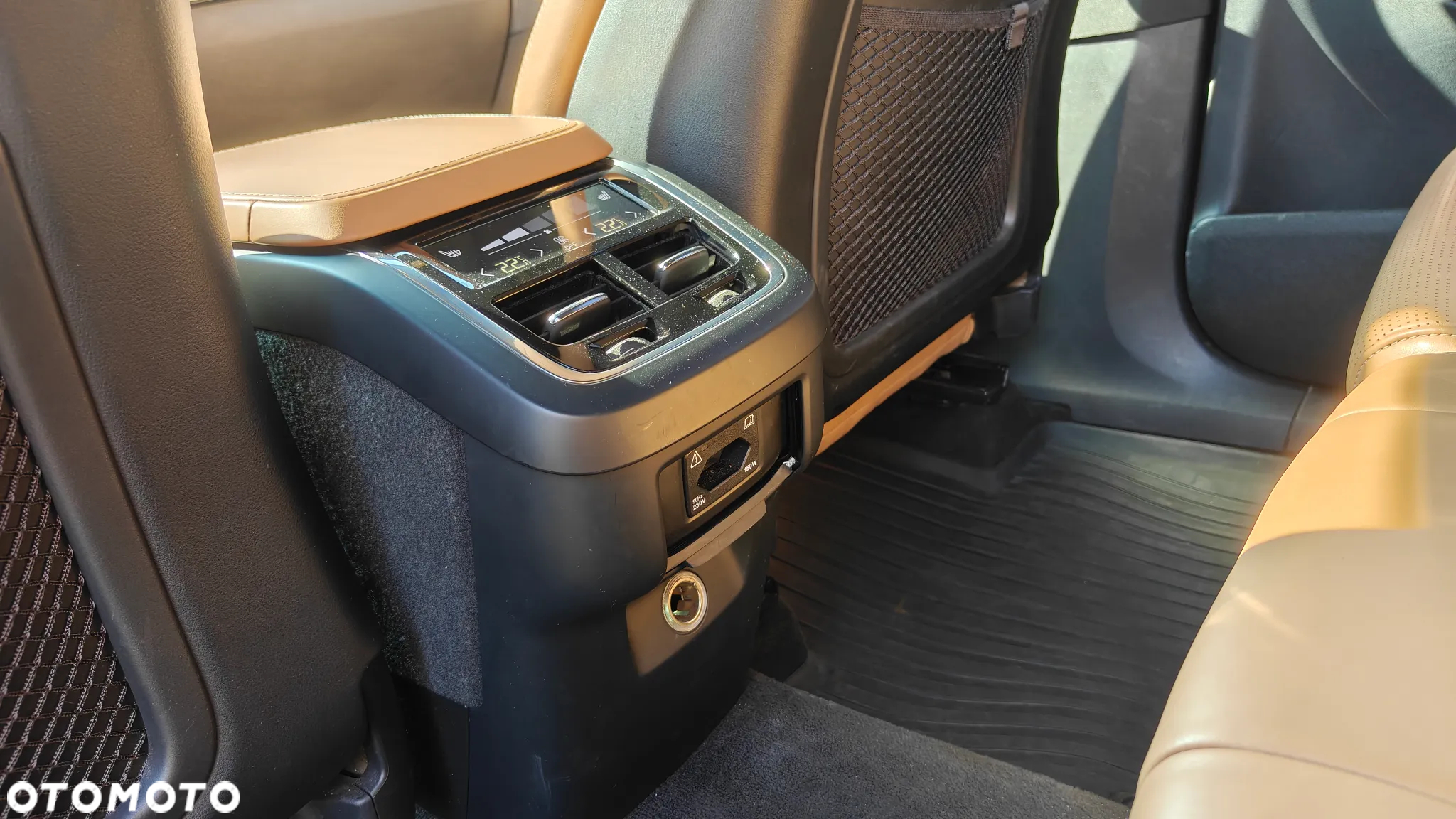 Volvo XC 90 D5 AWD Inscription 7os - 34