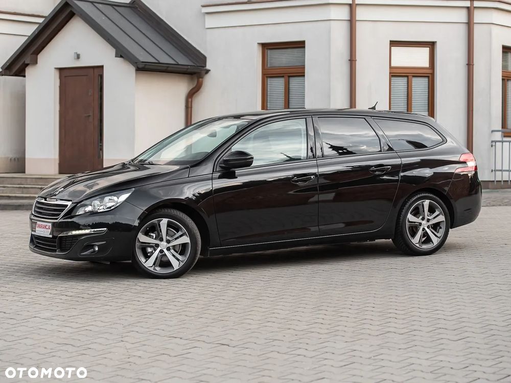 Peugeot 308 1.2 PureTech Allure S&S - 5