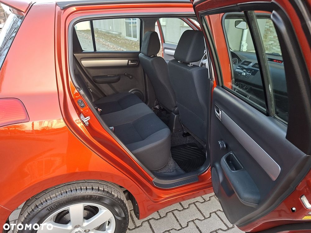 Suzuki Swift 1.3 Comfort - 28