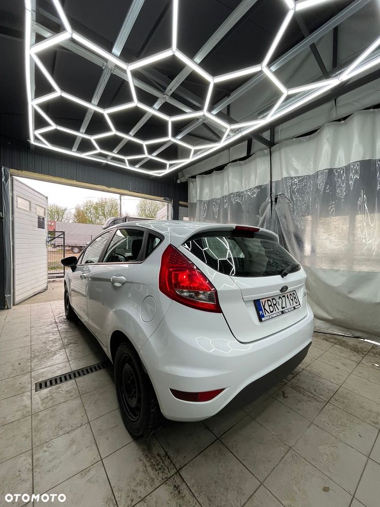 Ford Fiesta 1.25 Champions Edition - 6