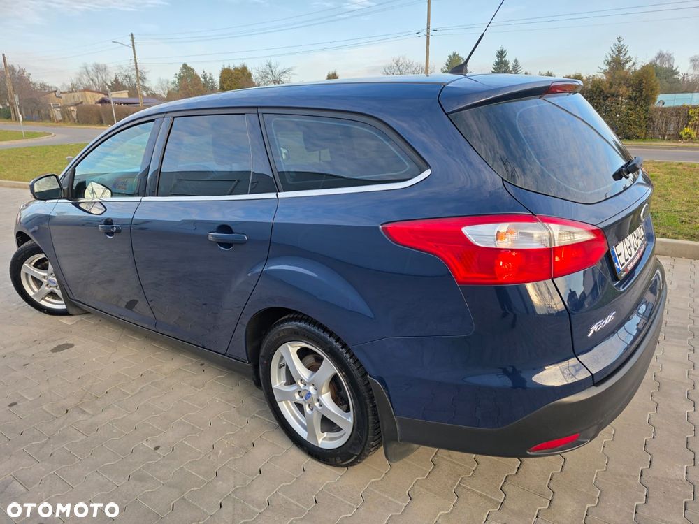 Ford Focus 1.6 TDCi DPF SYNC Edition - 10