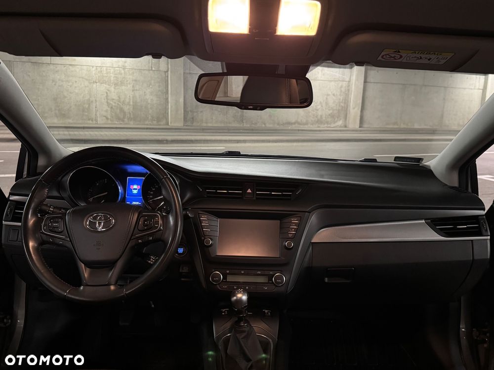 Toyota Avensis 2.0 D-4D Prestige - 17