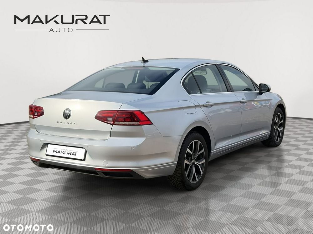 Volkswagen Passat 2022 photo 4