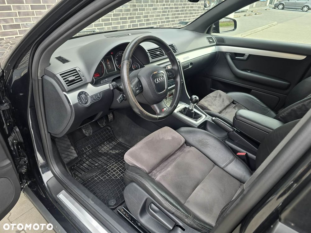 Audi A4 Avant 2.0 TDI DPF quattro - 20