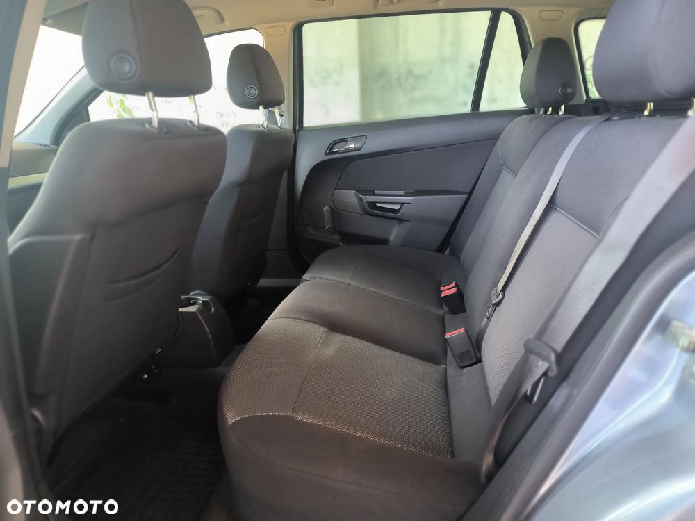 Opel Astra - 9