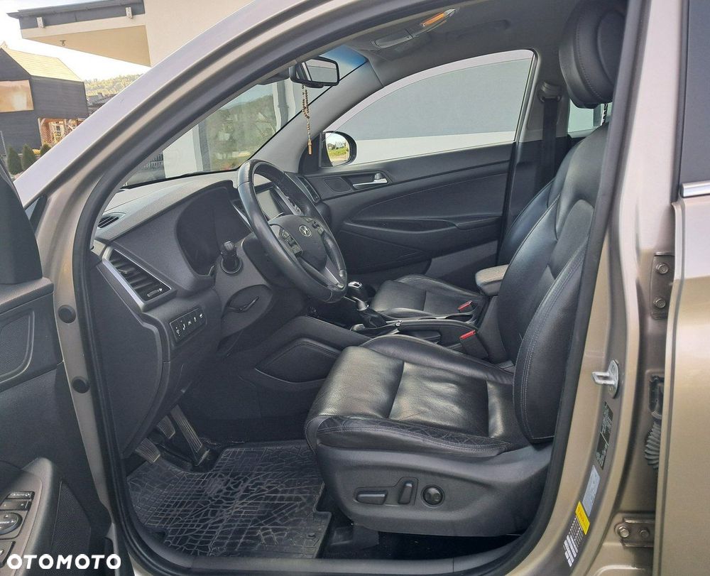 Hyundai Tucson - 11