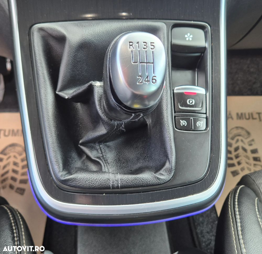Renault Grand Scenic Energy dCi 110 S&S Bose Edition - 25