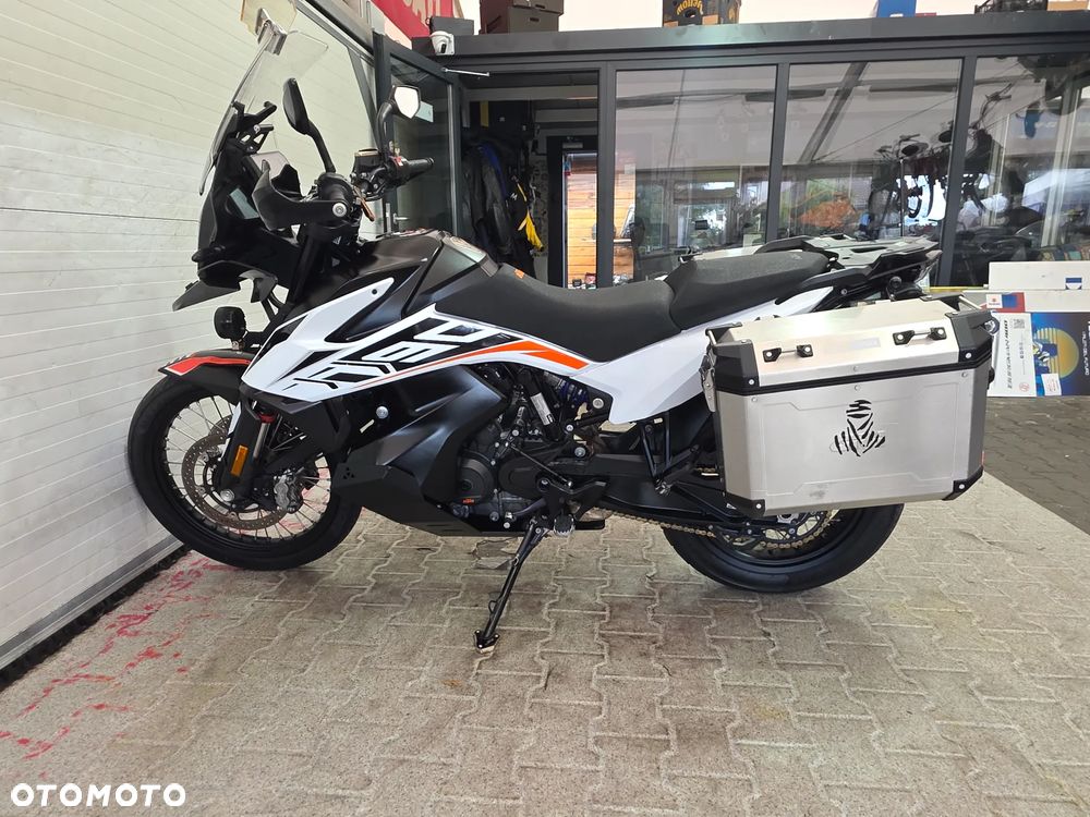 KTM Adventure 790 - 18