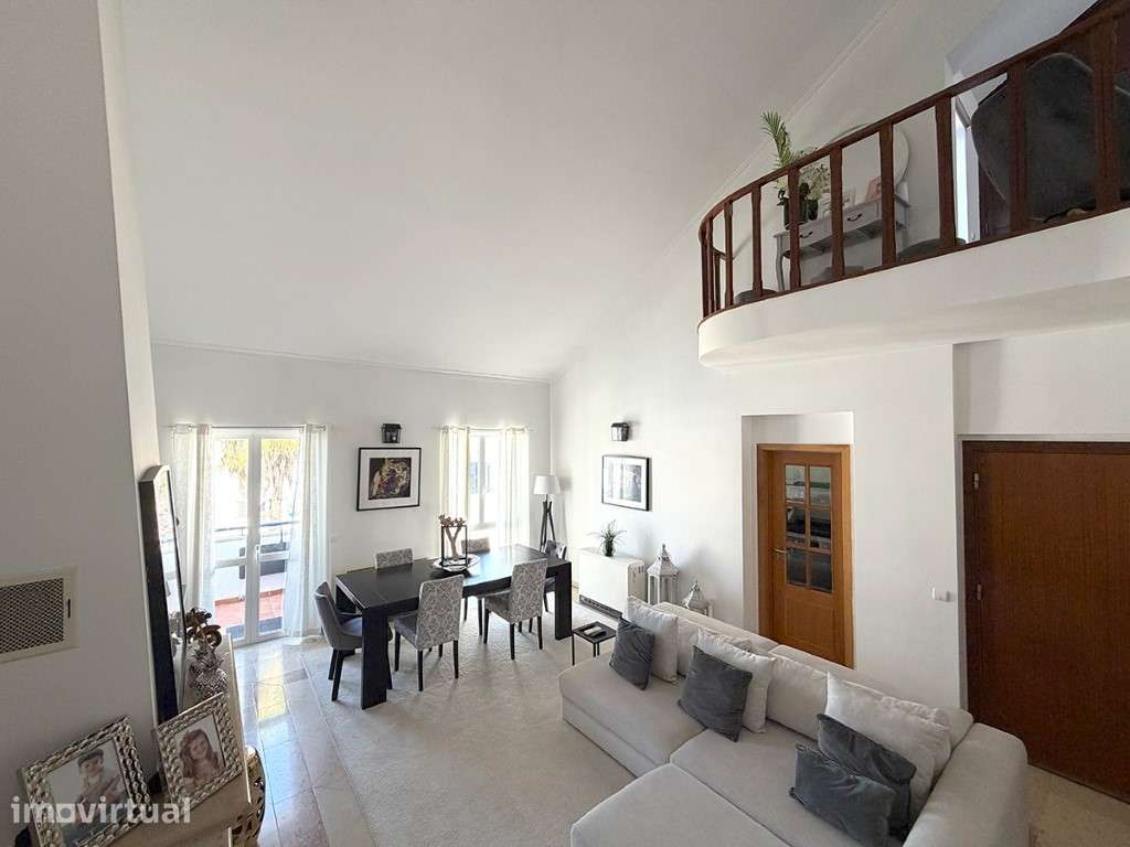 Apartamento T4 Duplex no Condomínio Portais da Arrábida - Quinta do... - Grande imagem: 3/21