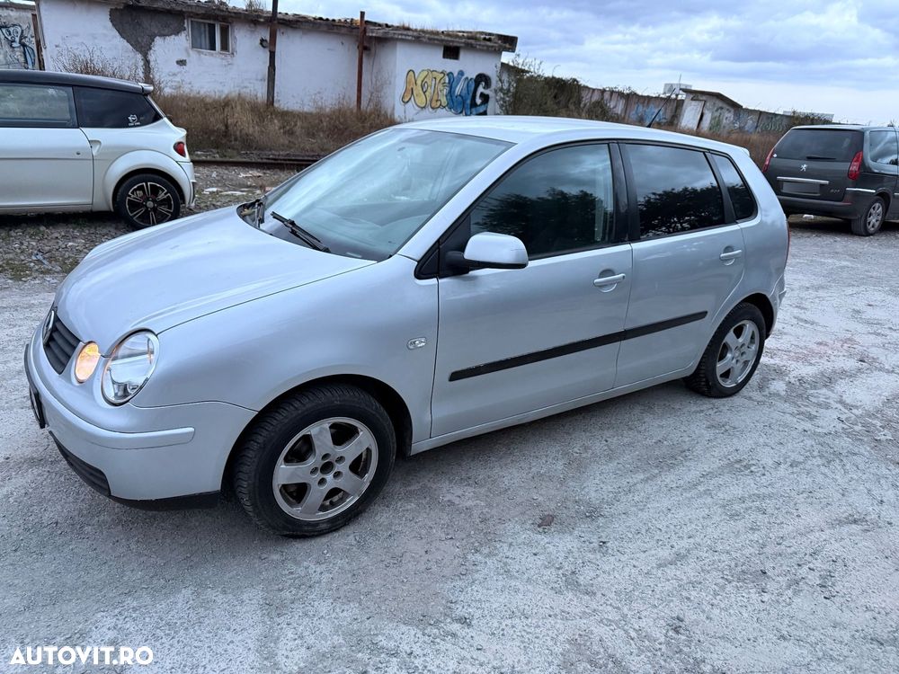 Volkswagen Polo 1.4 Comfortline - 1