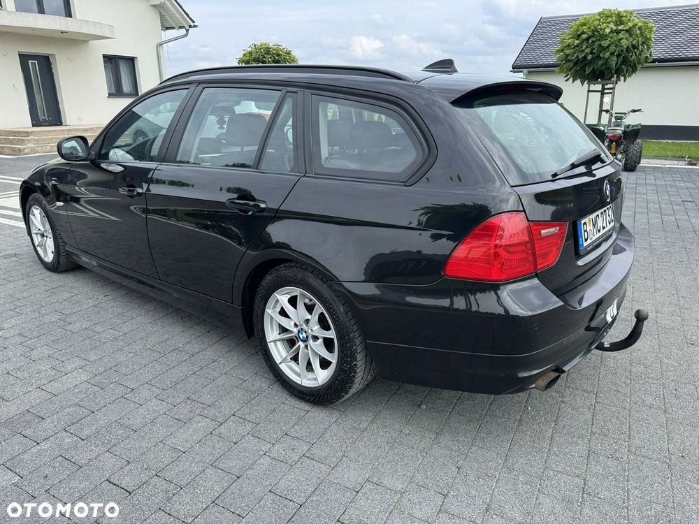 BMW Seria 3 318d DPF Edition Exclusive - 13