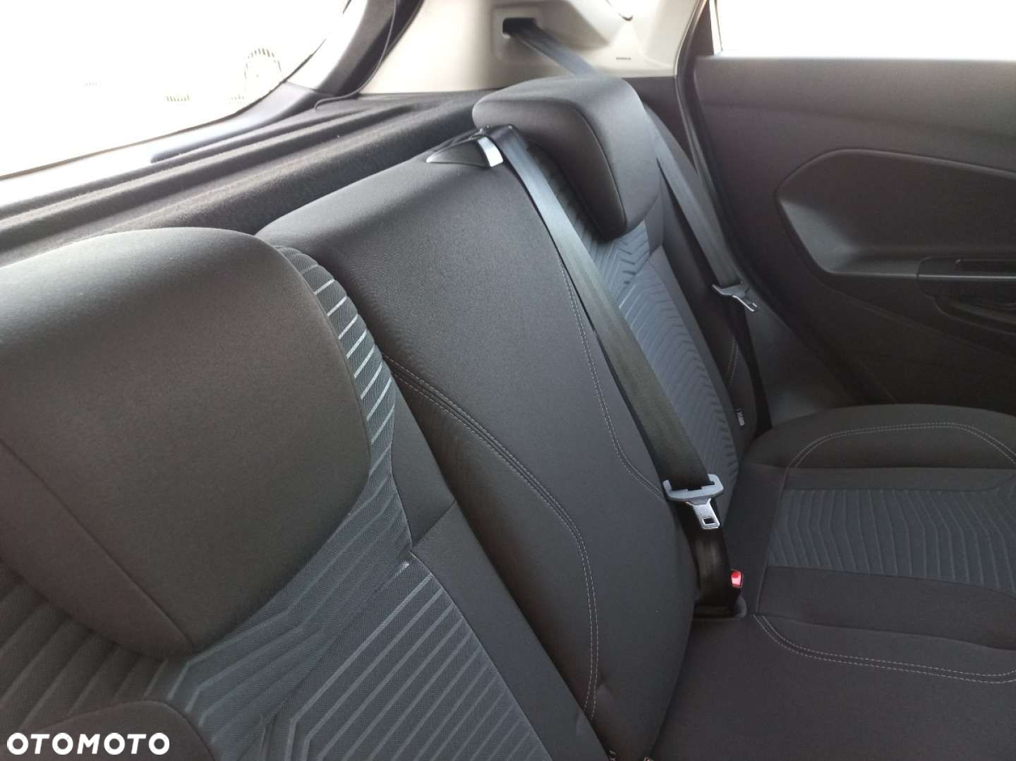 Ford Fiesta - 16