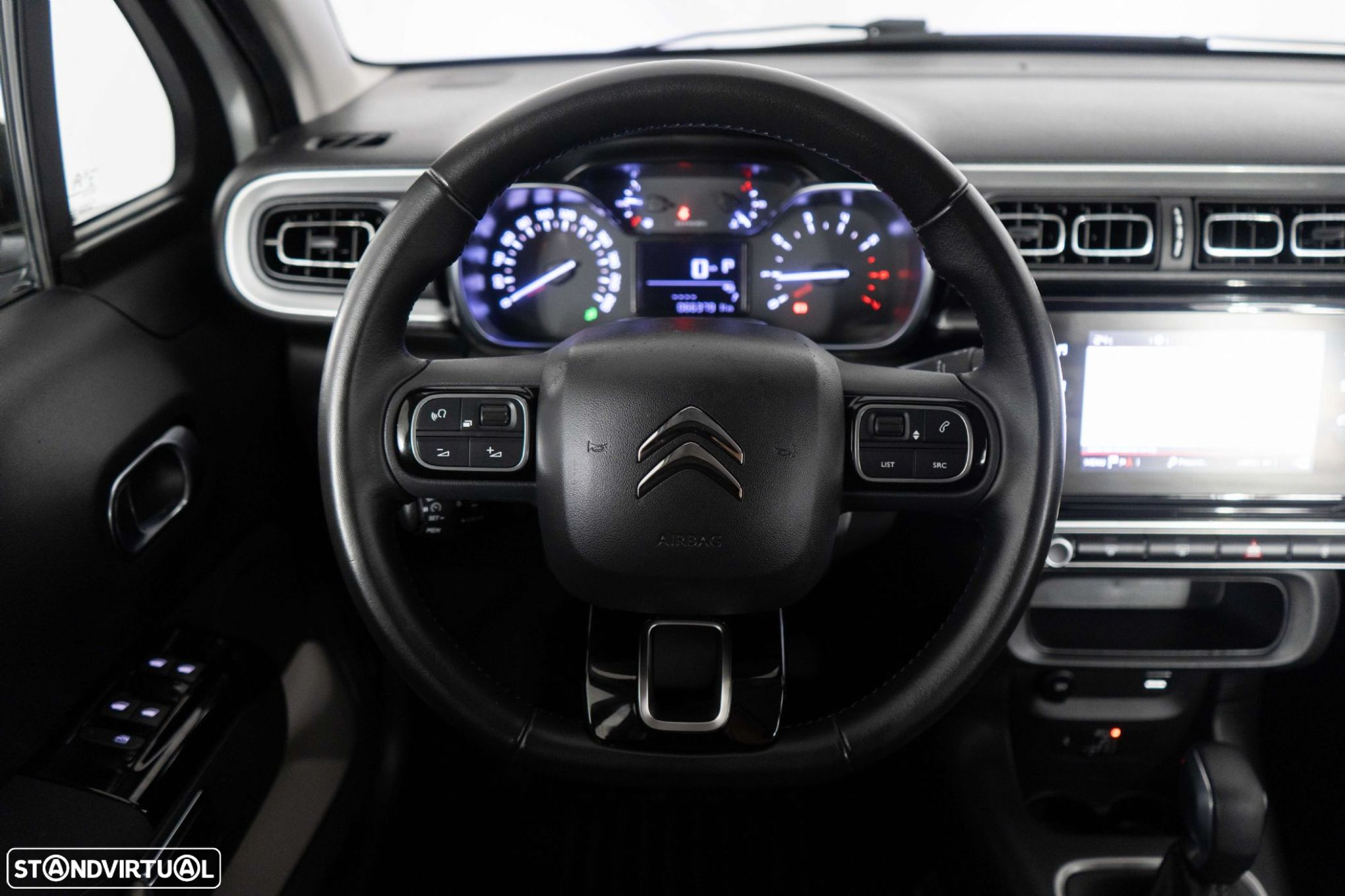 Citroën C3 1.2 PureTech Shine EAT6 - 27