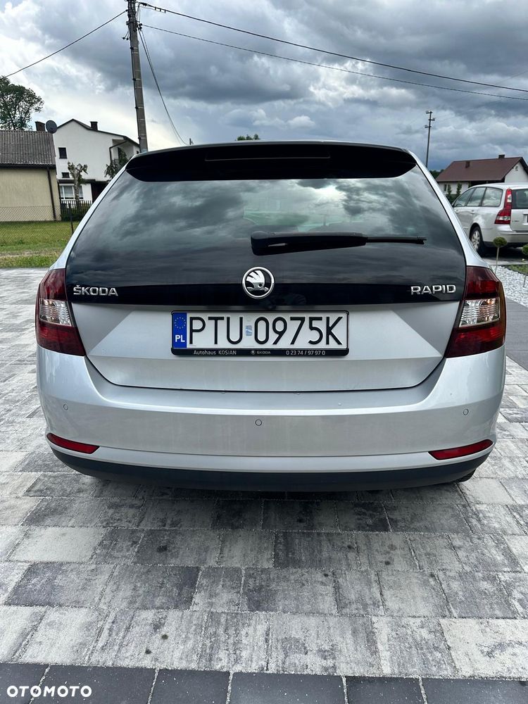 Skoda RAPID 1.4 TSI Emotion Plus DSG - 4