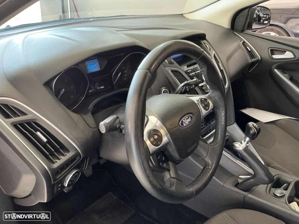 Ford Focus SW 1.6 TDCi Titanium - 14