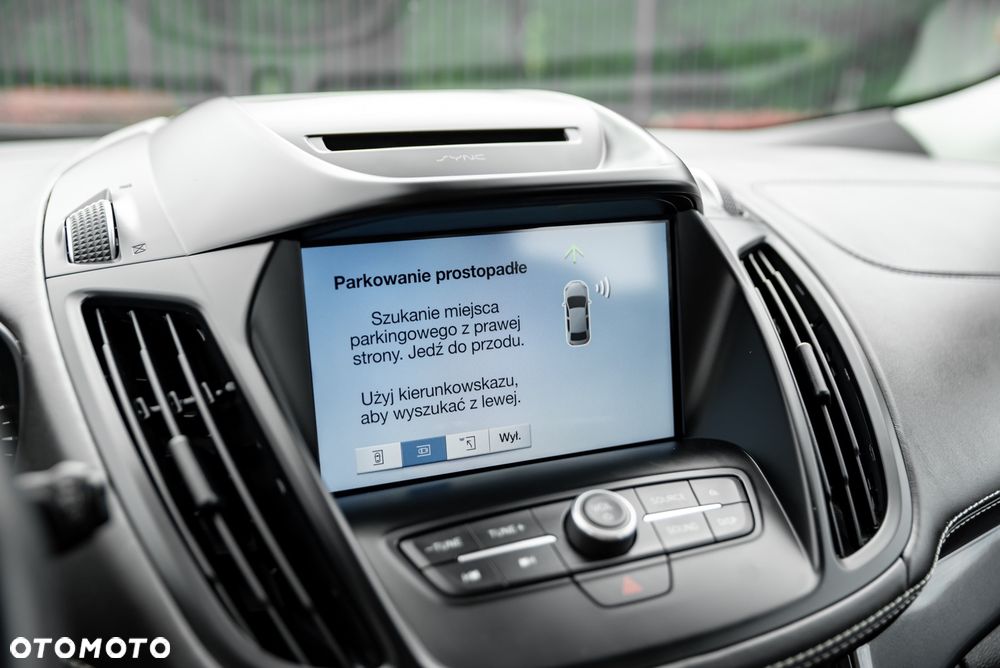 Ford Kuga 2.0 TDCi 4x4 Vignale - 34