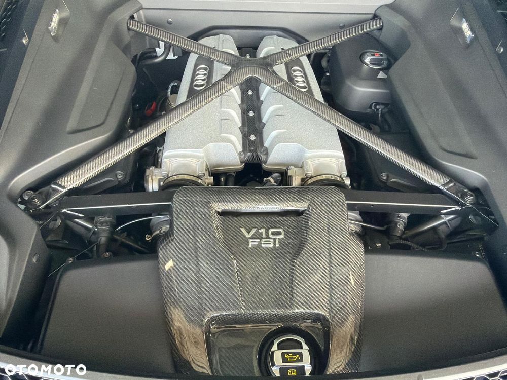 Audi R8 Coupé V10 plus 5.2 FSI quattro S tronic - 29