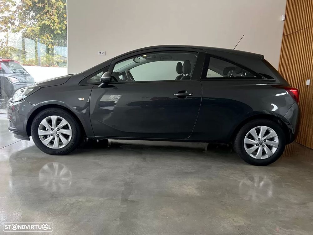 Opel Corsa 1.4 120 Anos - 16