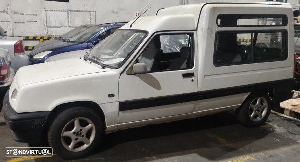 Para Peças Renault Express Caixa (F40_, G40_) - 2