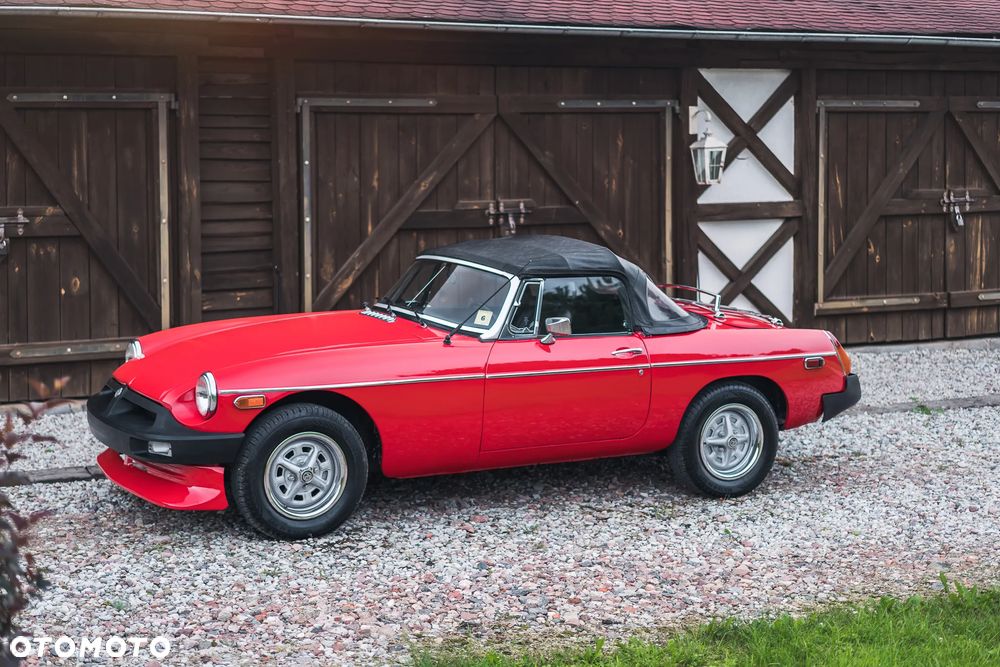 MG MGB - 1