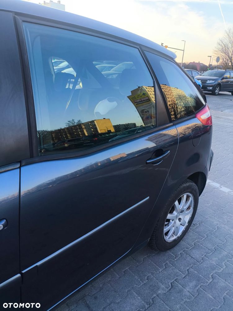 Citroën C4 Picasso 1.6 HDi Impress - 4