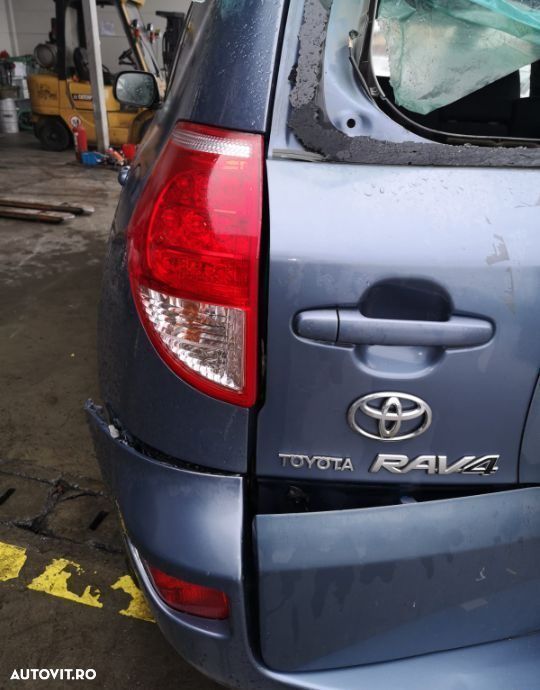 Stop stanga/dreapta Toyota RAV 4 2005-2012 - 1