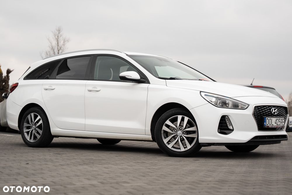 Hyundai i30 1.6 D Style - 8