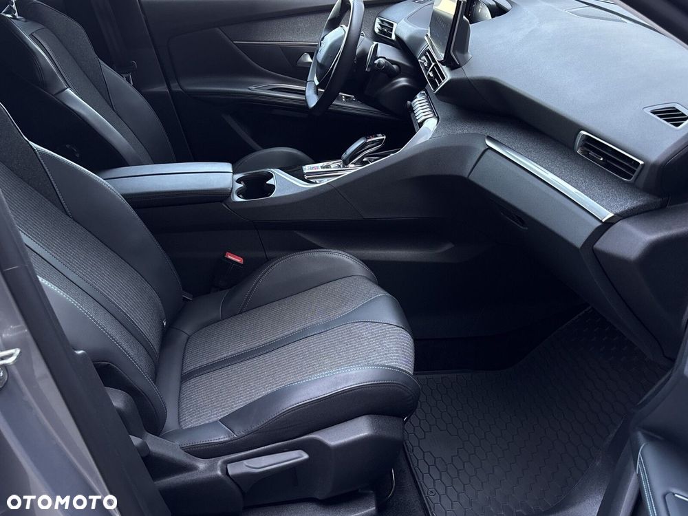 Peugeot 3008 1.5 BlueHDi Allure Pack S&S EAT8 - 8