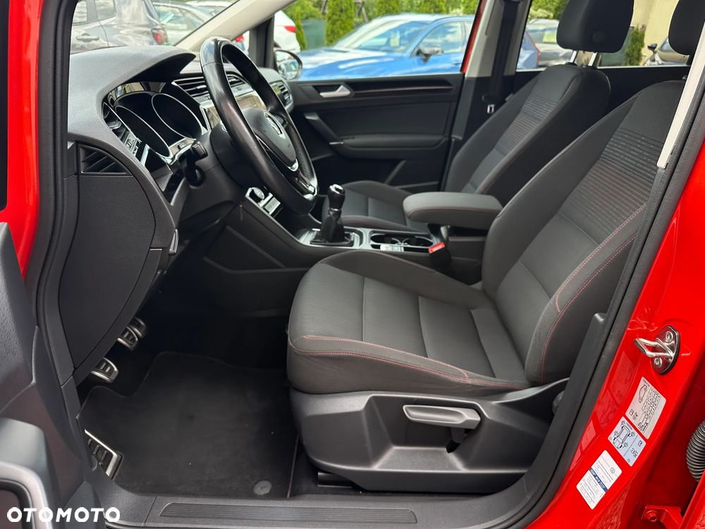 Volkswagen Touran 1.6 TDI SCR (BlueMotion Technology) SOUND - 9