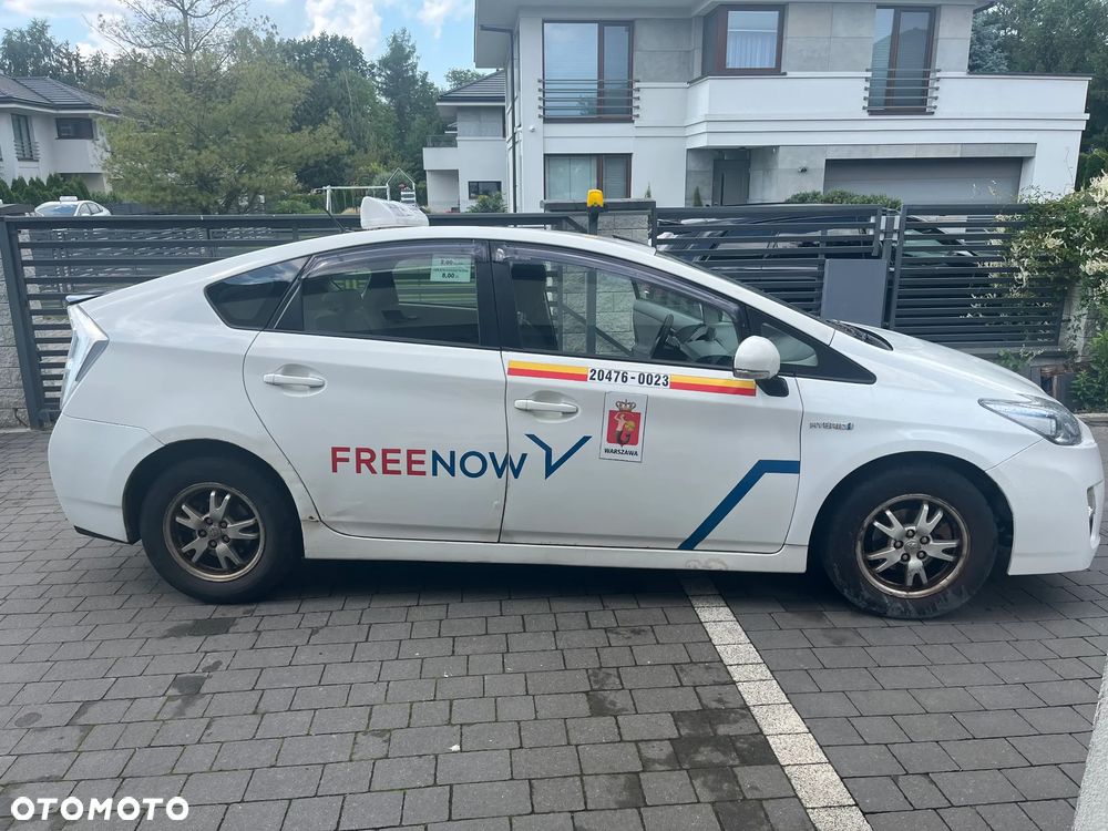 Toyota Prius - 8