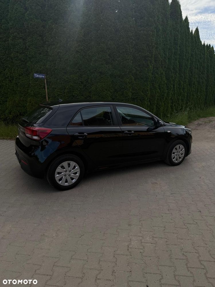 Kia Rio 1.2 Business Line Plus - 5