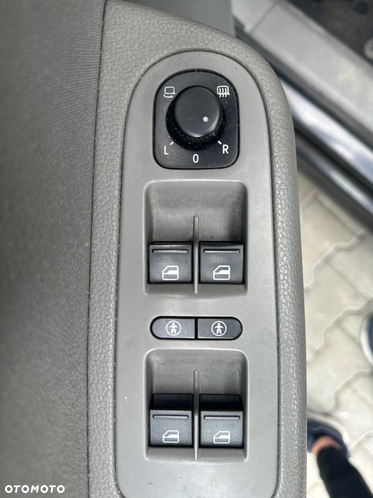 Seat Alhambra - 11
