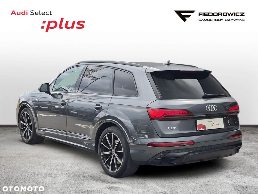 Audi Q7 - 4