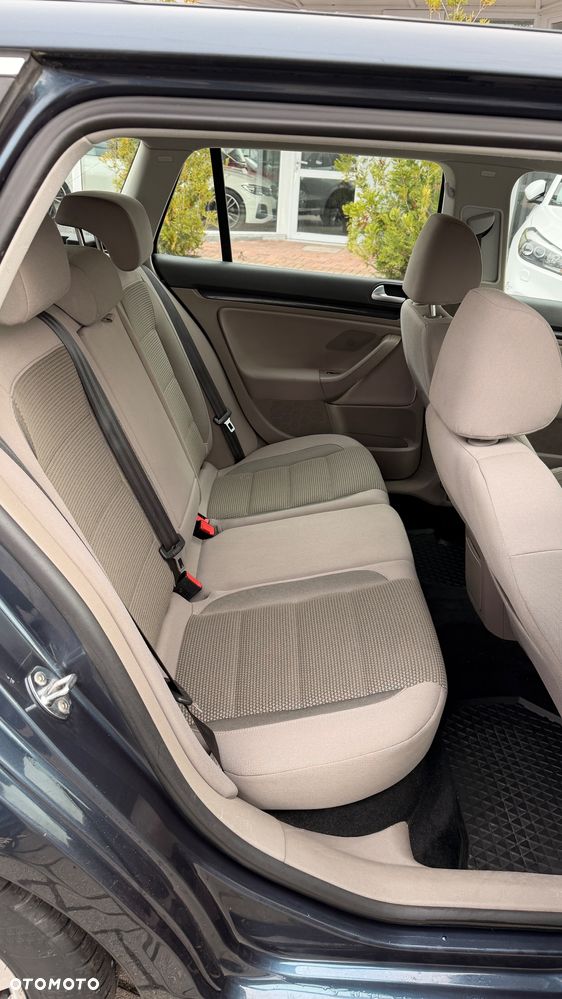 Volkswagen Golf Variant 1.6 Trendline - 23