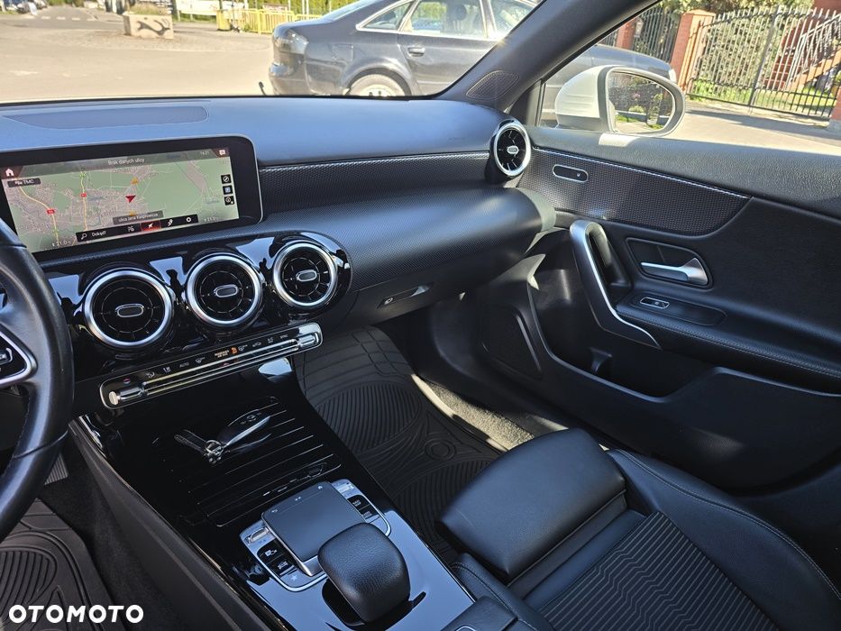 Mercedes-Benz Klasa A 180 d 7G-DCT - 29