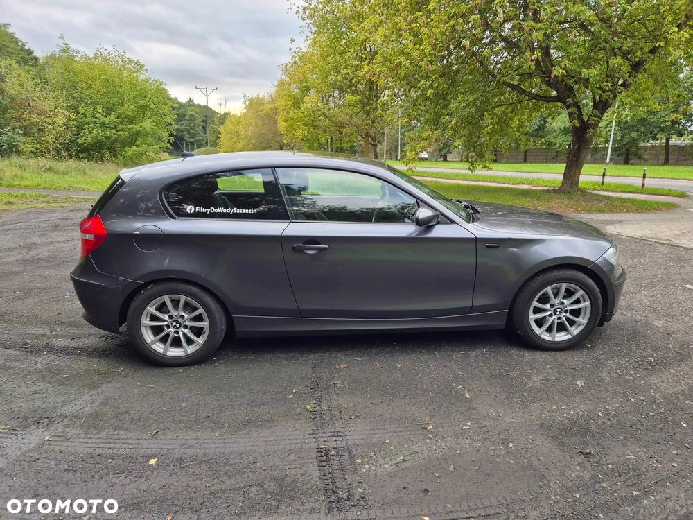 BMW Seria 1 116i - 8