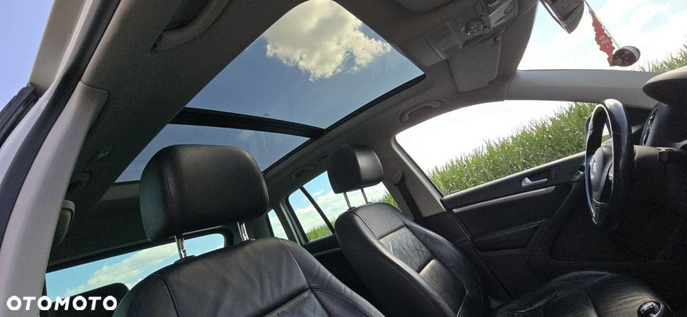 Volkswagen Tiguan - 33